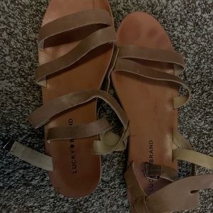 Lucky sandals women’s
